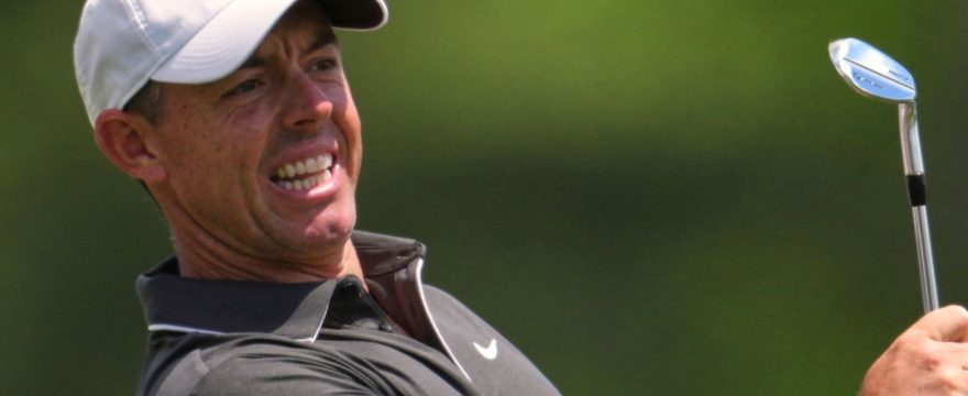 Rory powers back into contention